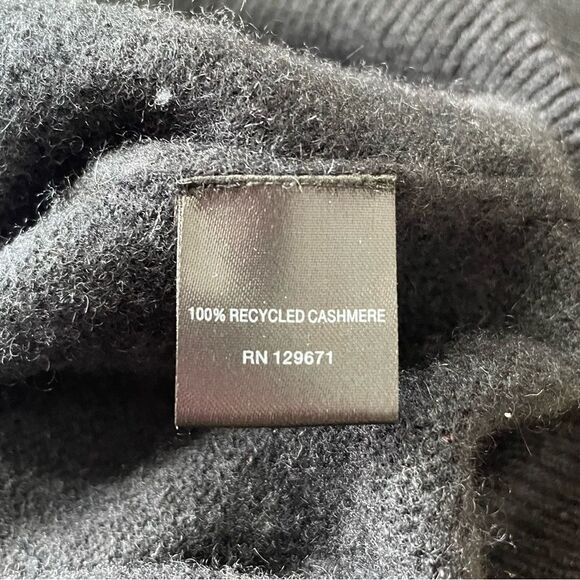 Naked Cashmere Black‎ Raglan Crewneck Sweater Size Medium - Picture 8 of 8